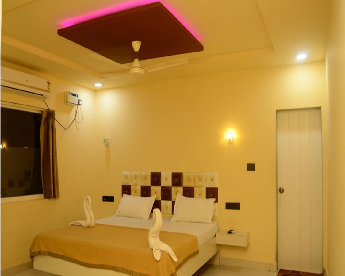 Planet Goa Beach Resort Калангут Экстерьер фото